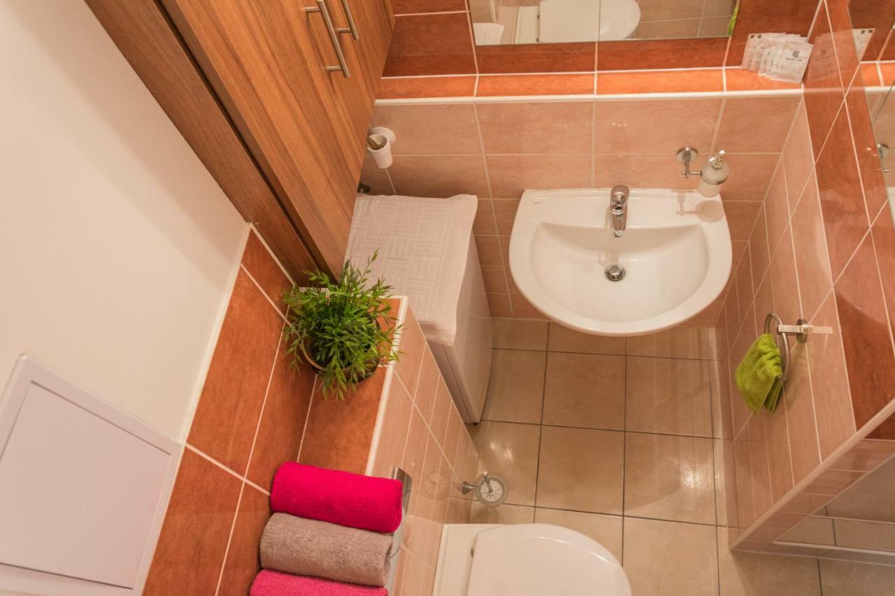 Helikon 32 Apartman Кестхей Экстерьер фото